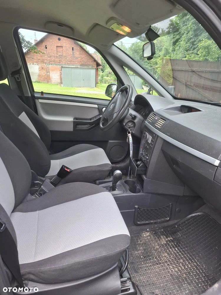 Opel Meriva 1.6 16V Essentia Easytronic - 9