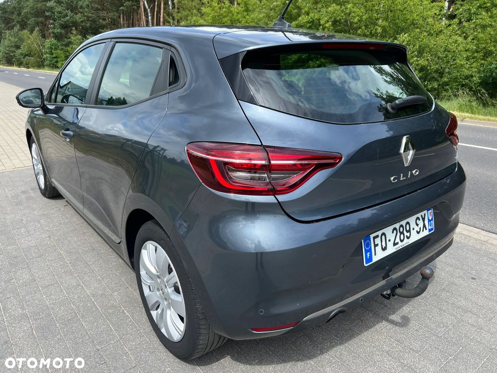 Renault Clio - 7