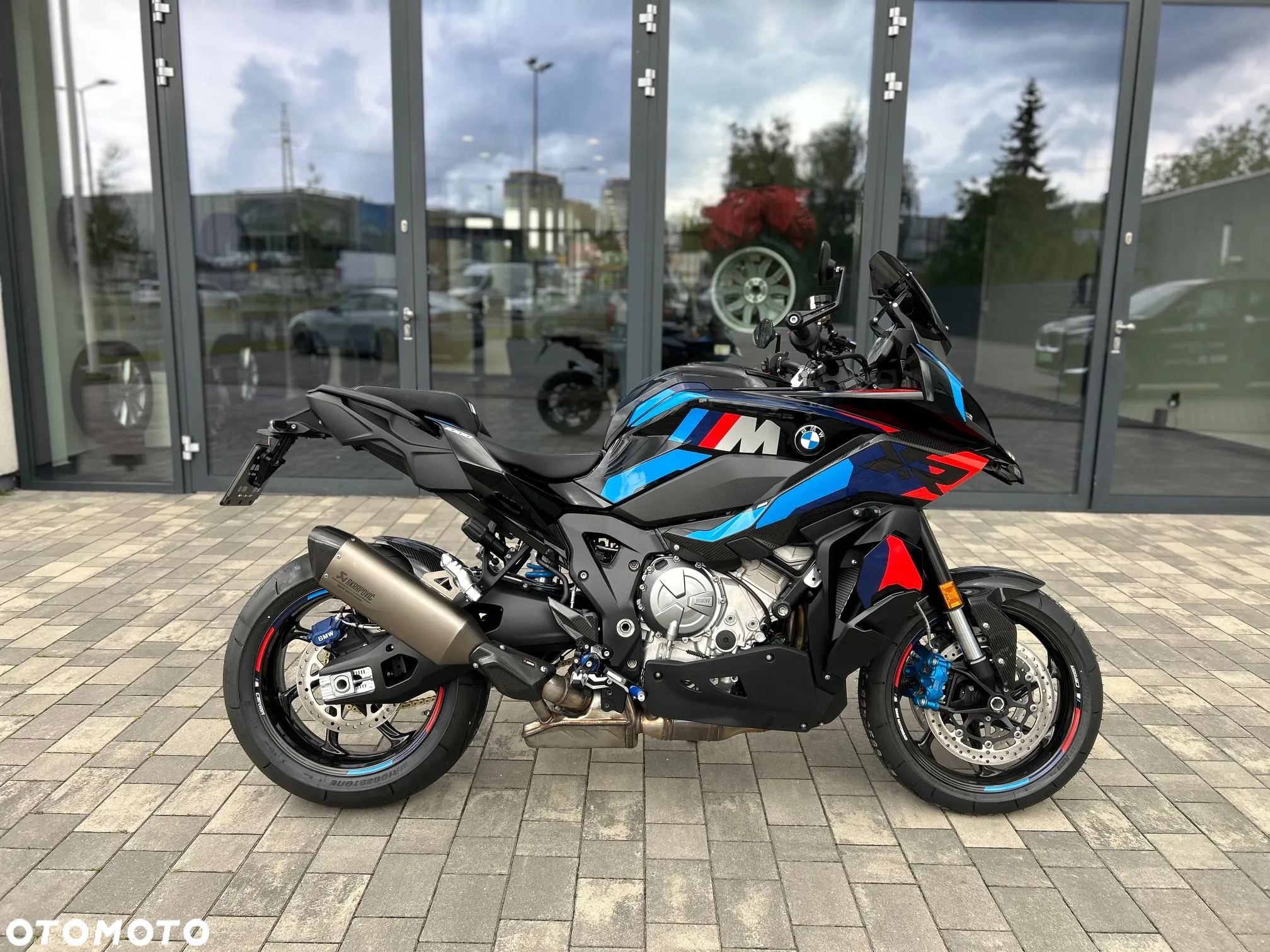 BMW XR - 2