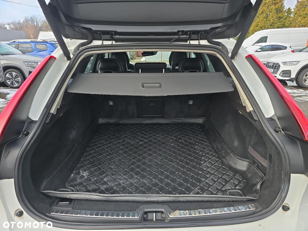Volvo V90 D5 SCR AWD Inscription - 10