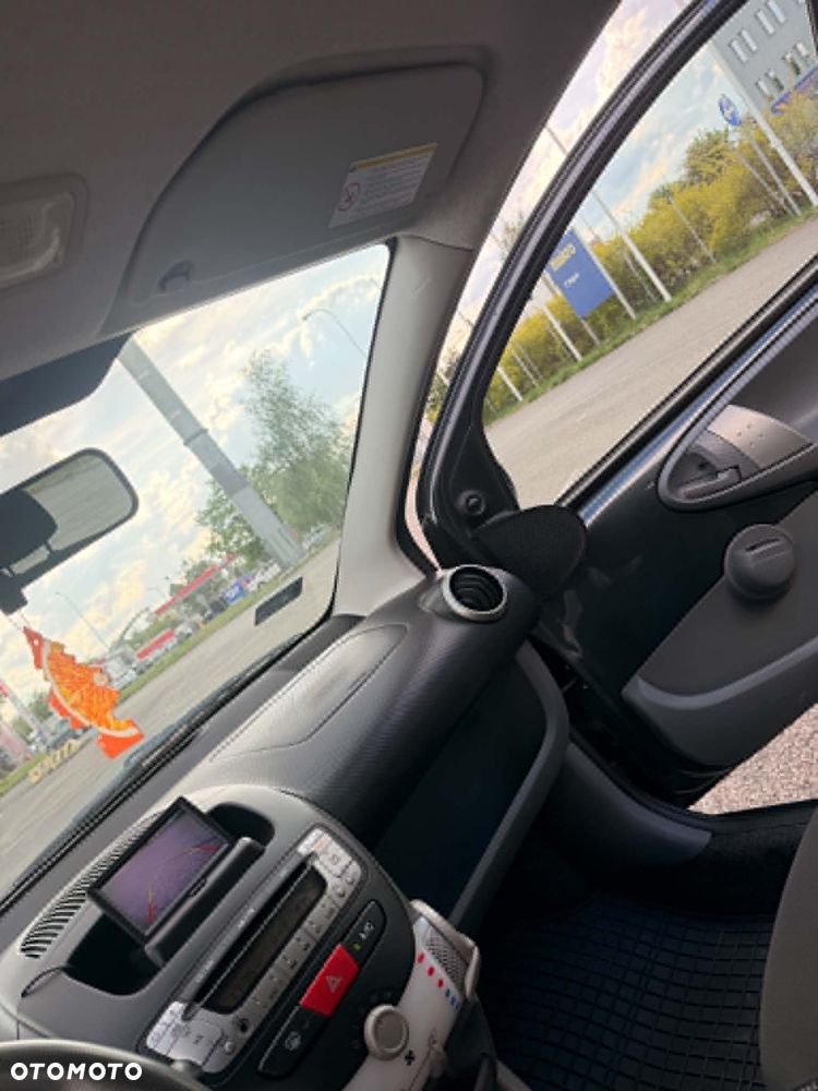 Toyota Aygo Standard - 13