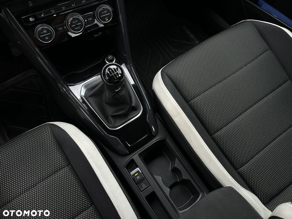 Volkswagen T-Roc 1.5 TSI Style - 19
