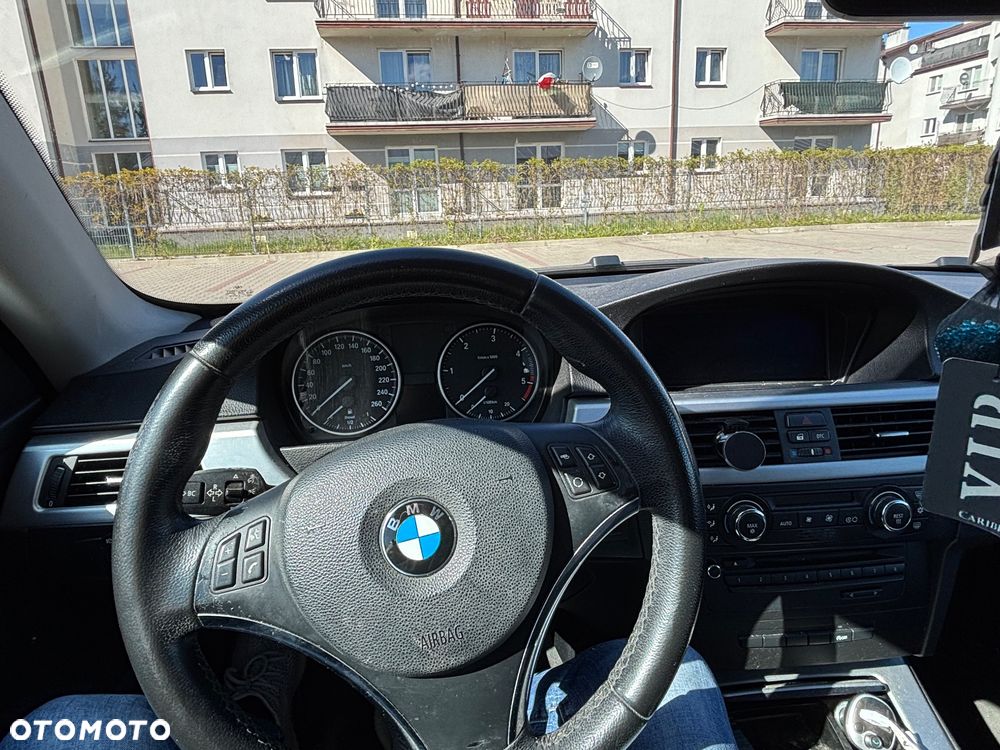 BMW Seria 3 320d DPF - 13