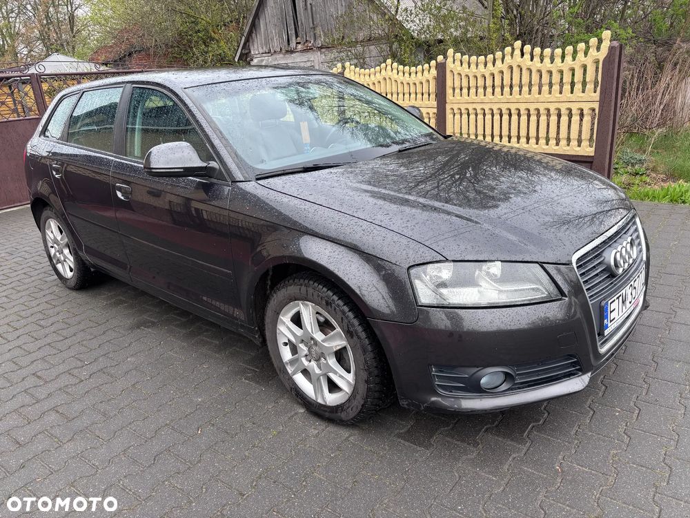 Audi A3 Sportback - 2