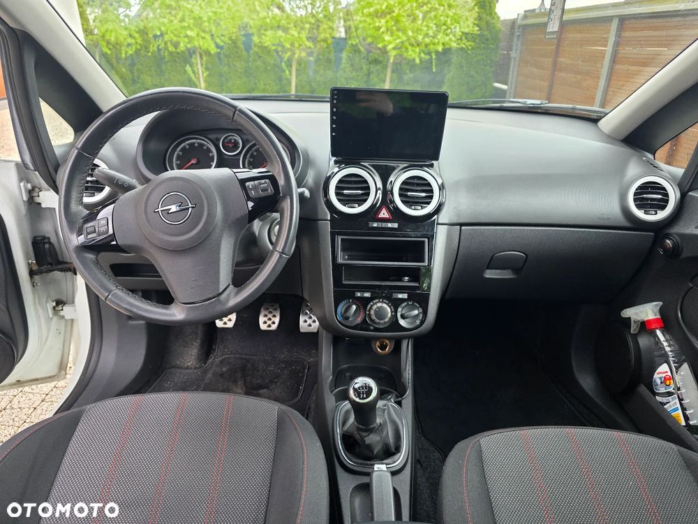 Opel Corsa 1.2 16V Sport - 3
