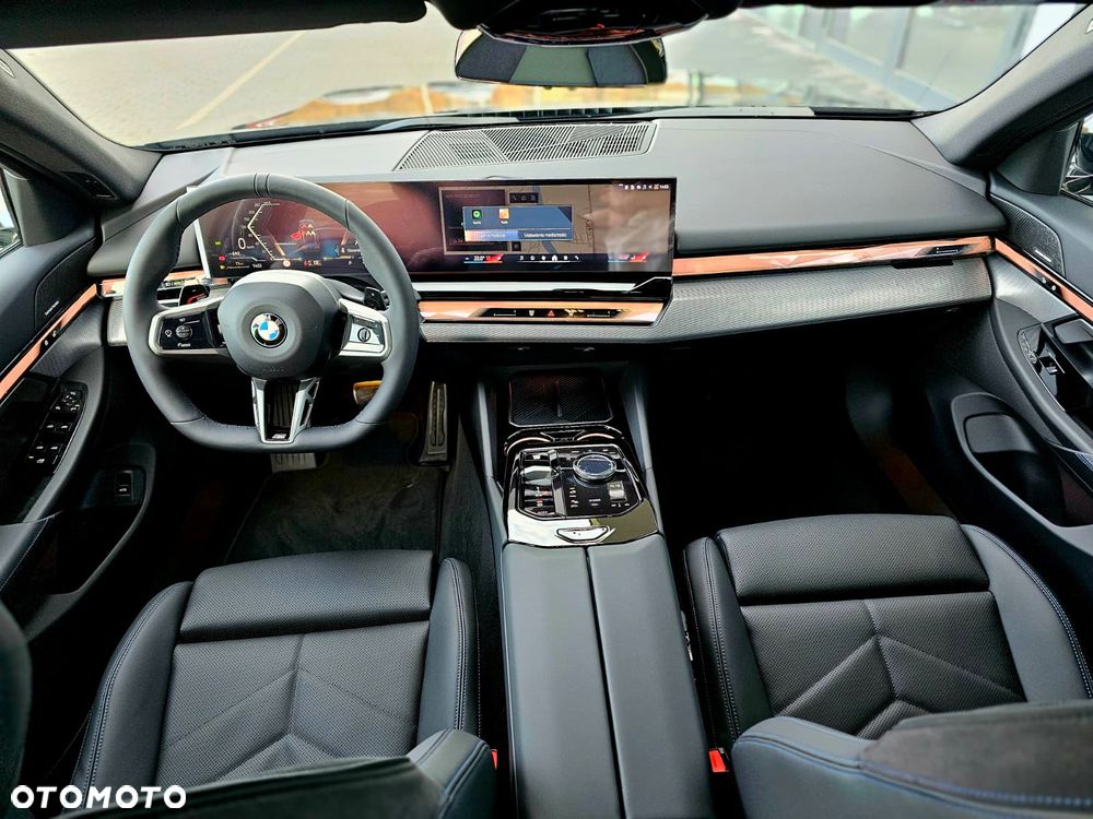 BMW Seria 5 520d xDrive mHEV - 21