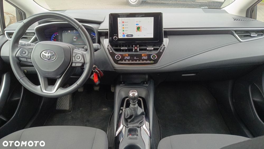 Toyota Corolla - 3