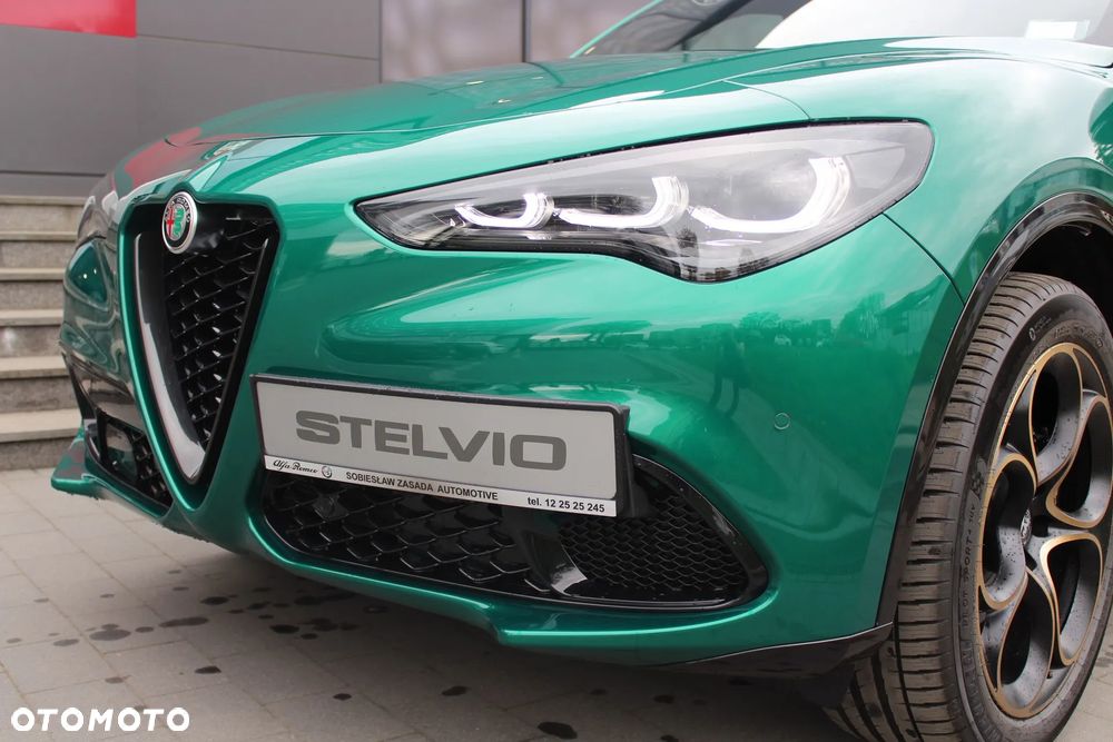 Alfa Romeo Stelvio 2.0 Turbo Intensa Q4 - 6