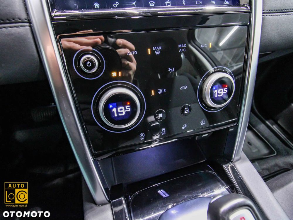 Land Rover Discovery Sport 2.0 D180 SE - 25