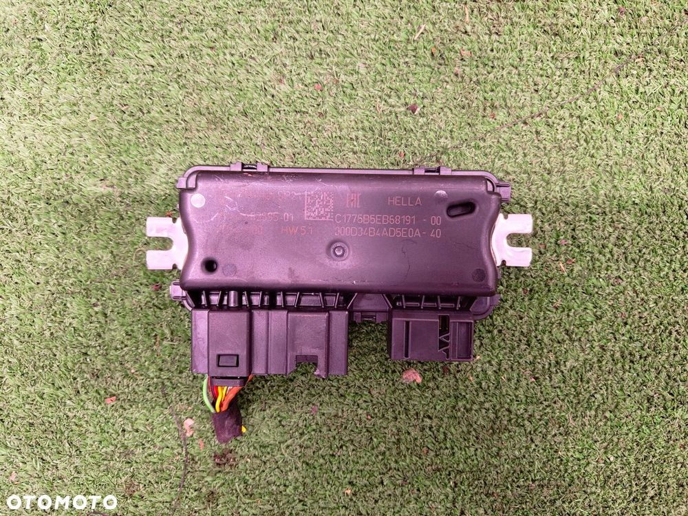 BMW 2 U06 MODUŁ STEROWNIK POMPY PALIWA 5A63595 - 1