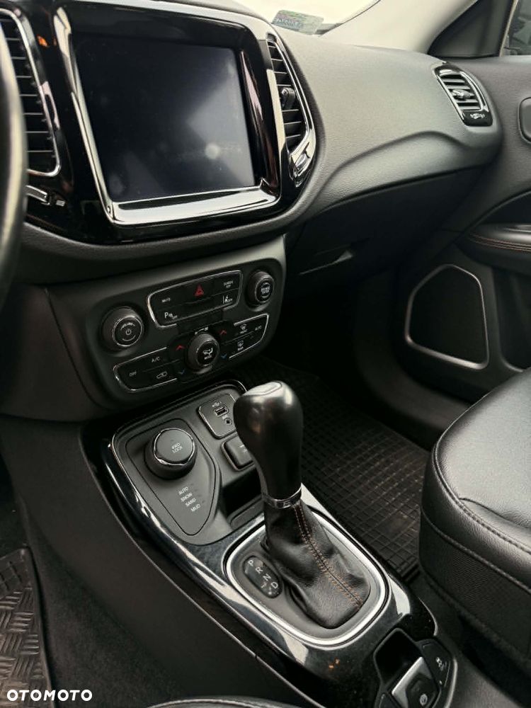 Jeep Compass 1.4 TMair Limited 4WD S&S - 15