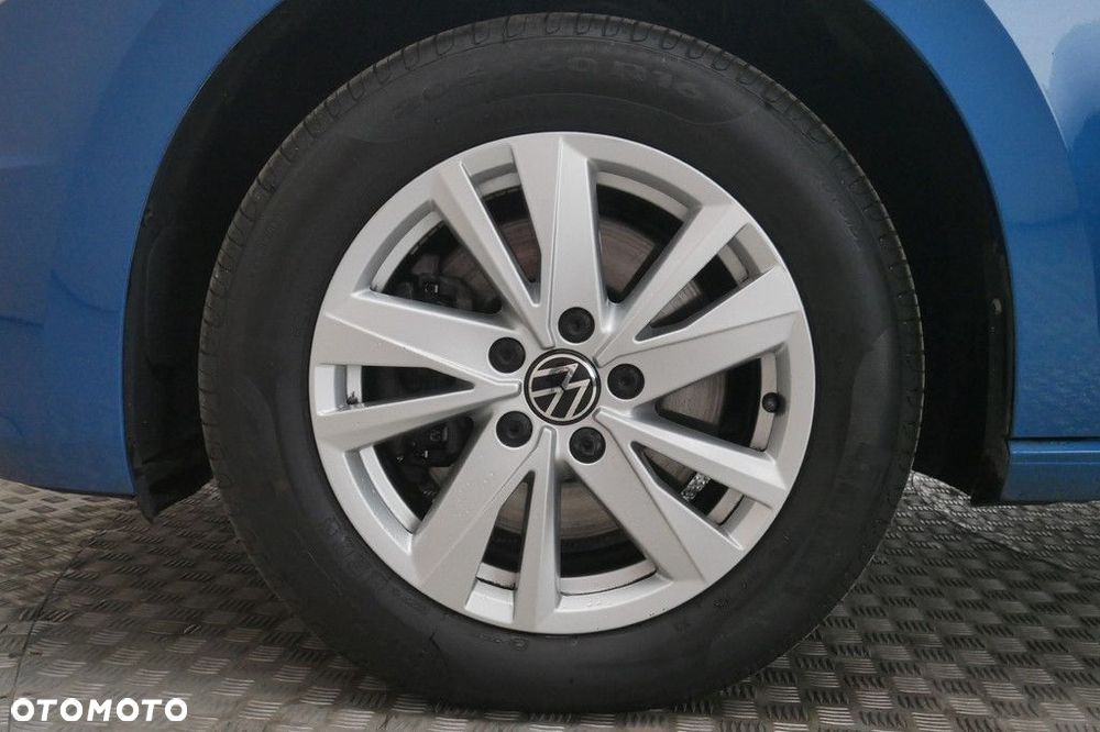 Volkswagen Touran - 14