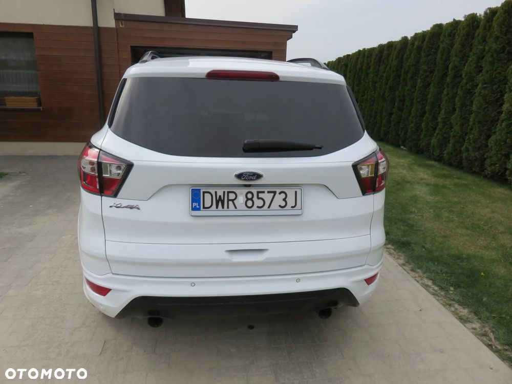Ford Kuga 2.0 TDCi 4x4 ST-Line - 6