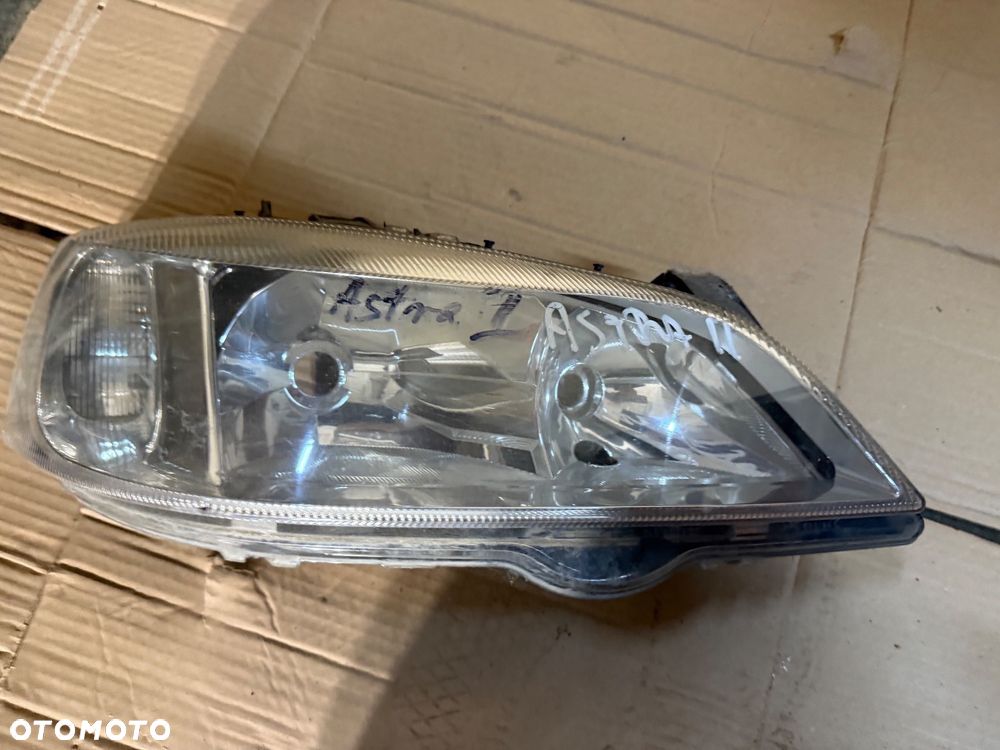 Lampa przód prawa, lewa Opel Astra G 98-09r. - 1