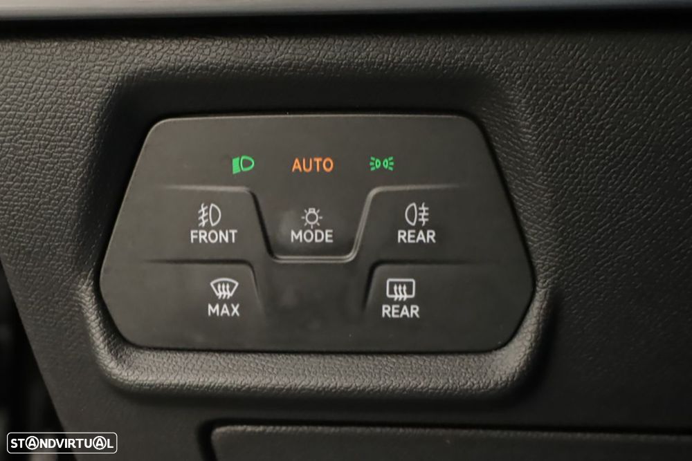 SEAT Leon ST 1.5 TSI e-Hybrid FR DSG - 19
