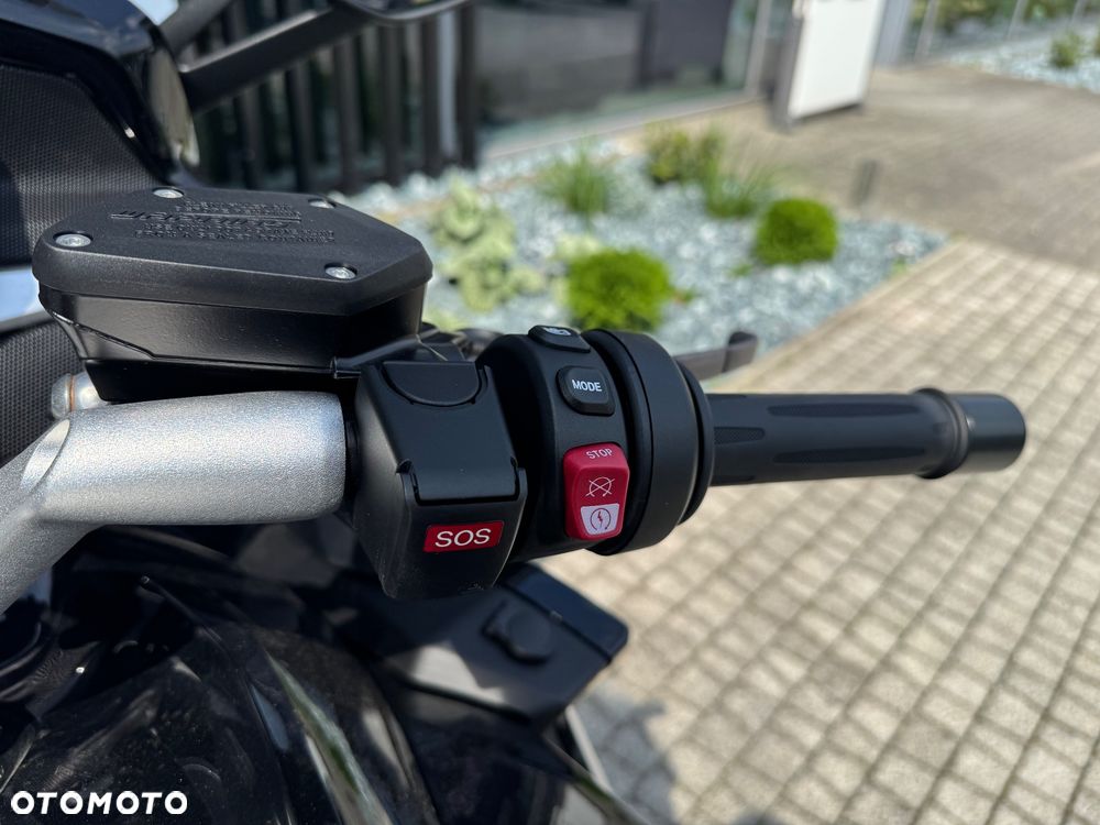 BMW K - 8