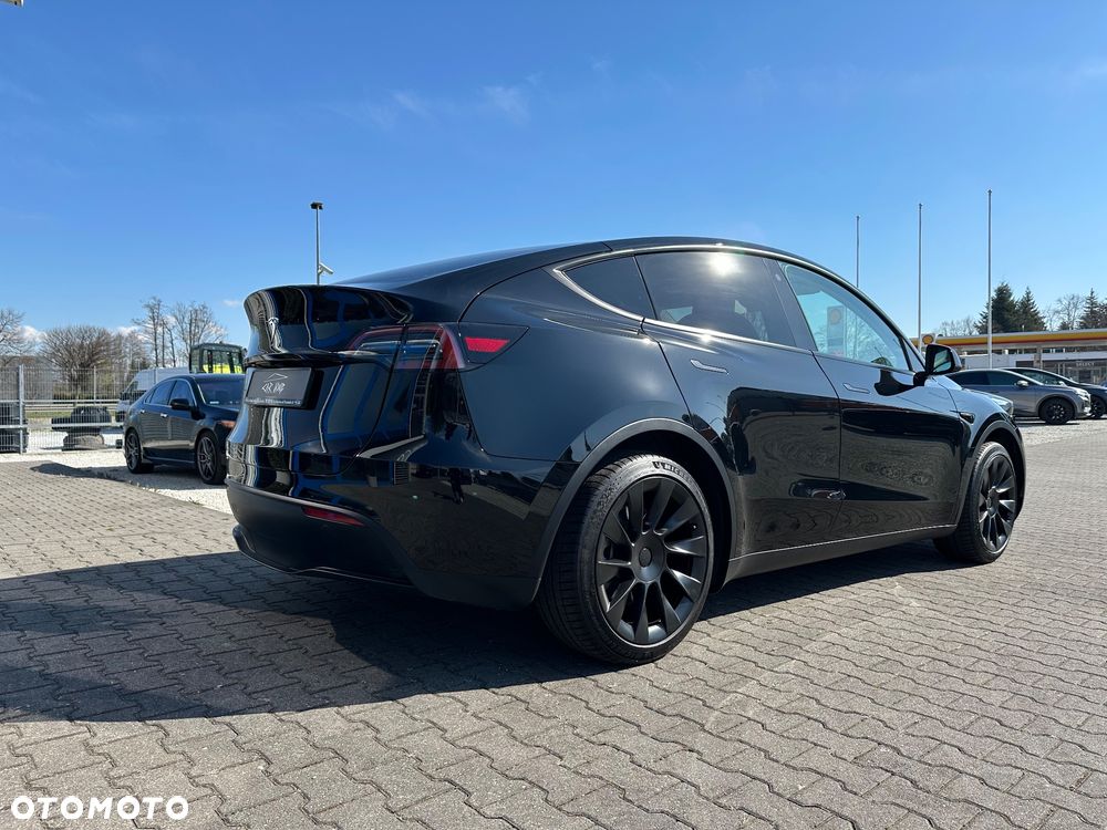 Tesla Model Y RWD - 6