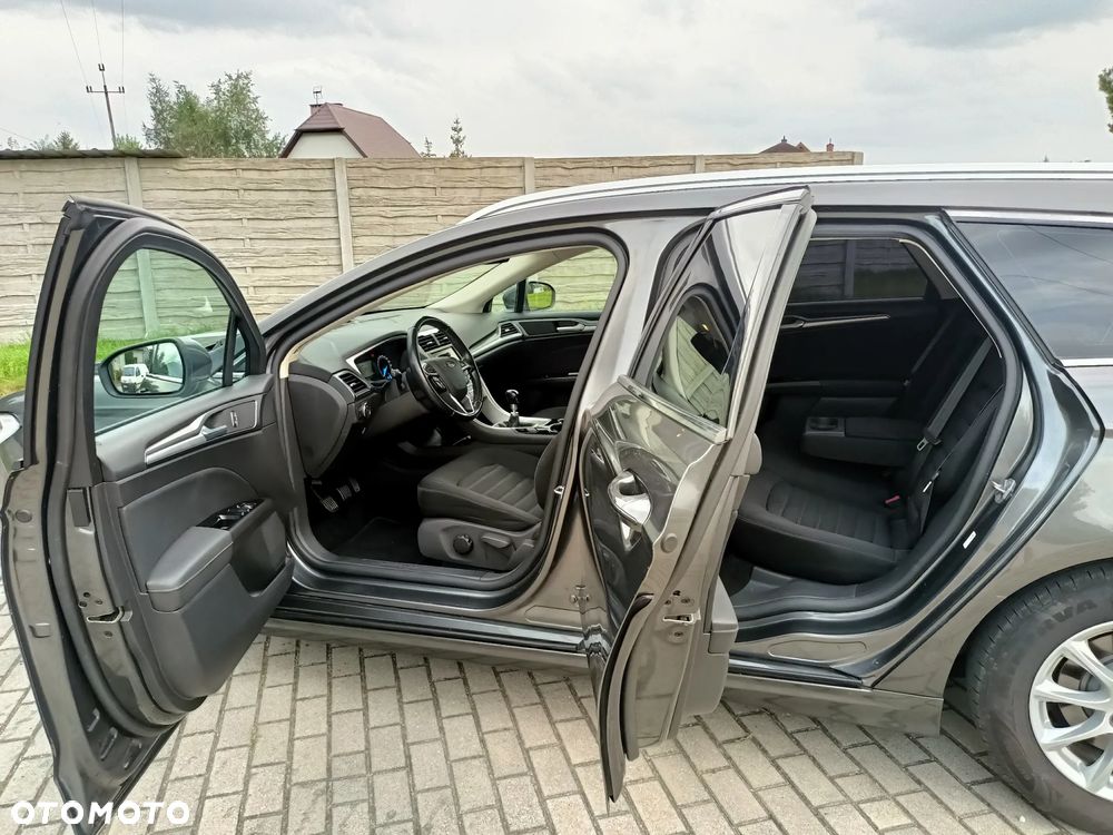 Ford Mondeo Turnier 2.0 TDCi Start-Stopp Business Edition - 12