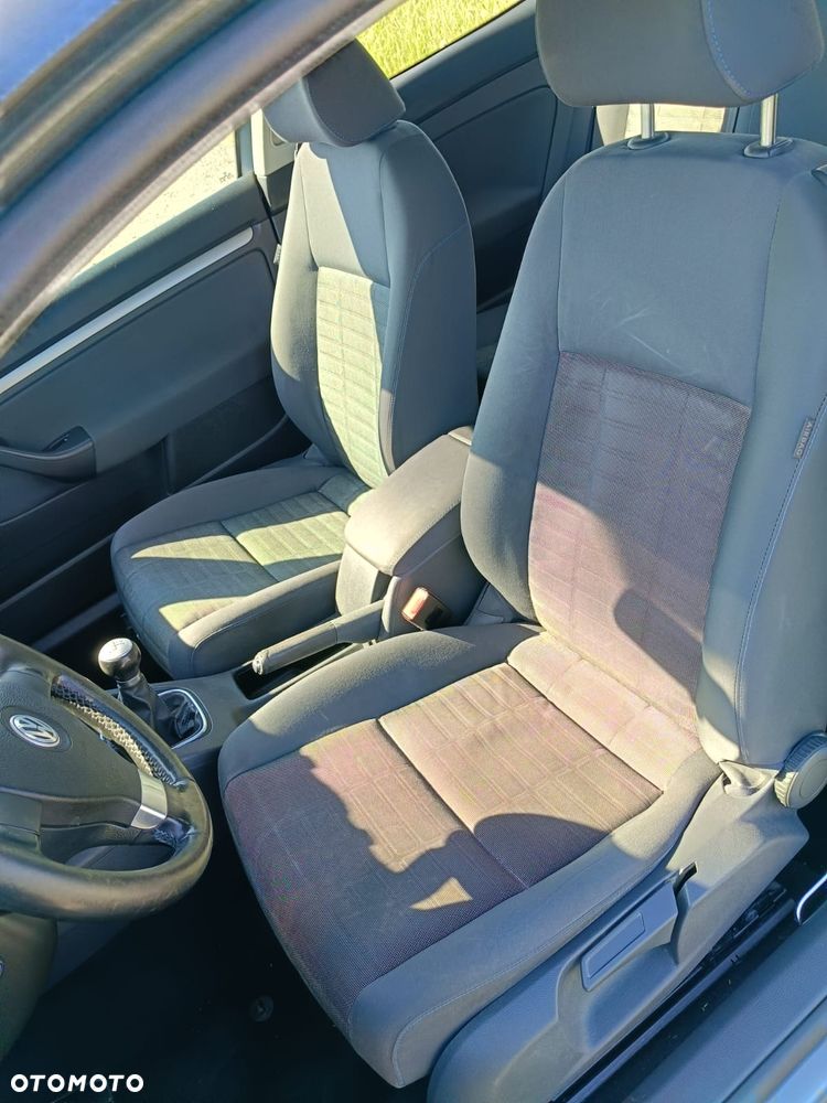 Volkswagen Golf - 3