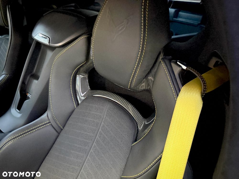 Chevrolet Corvette Stingray 3LT 6.2 V8 Automatik - 30