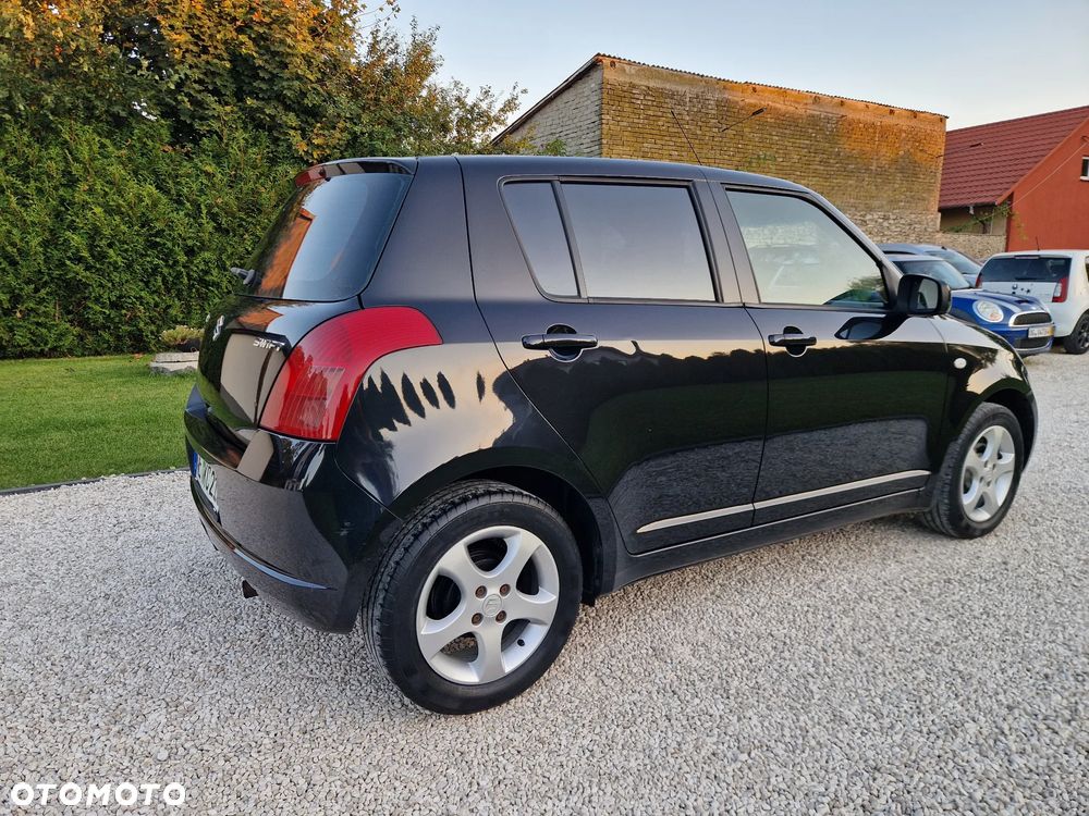 Suzuki Swift - 18