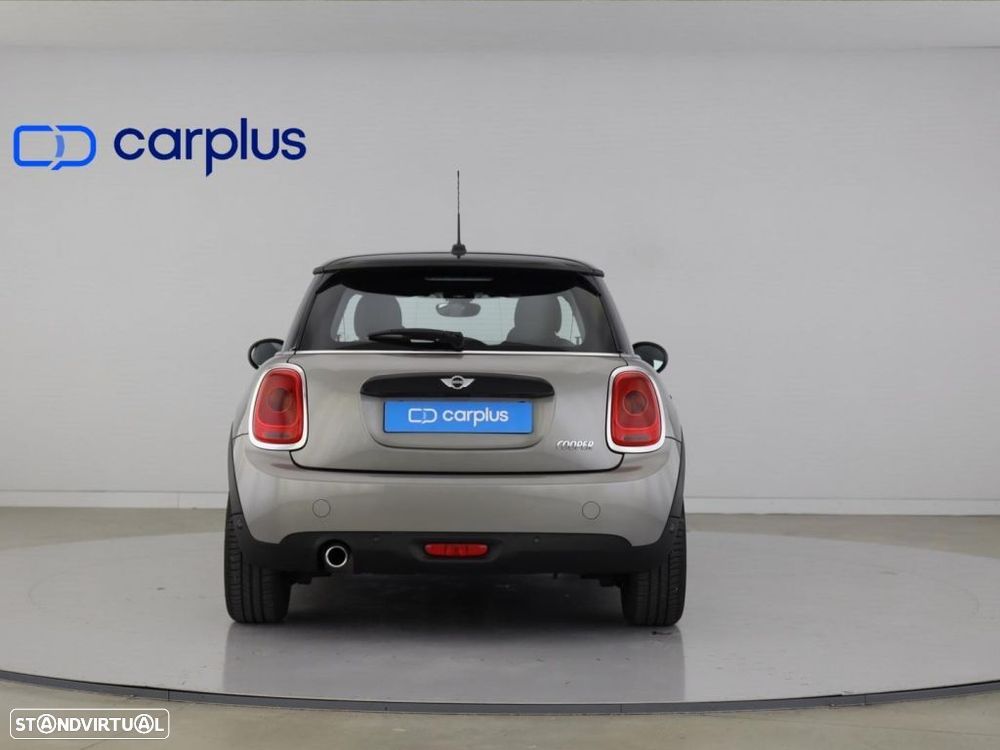 MINI 3 Portas Cooper Auto - 6