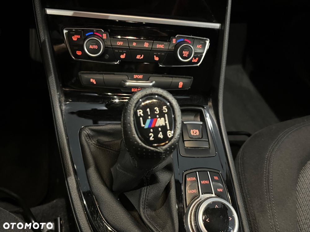 BMW Seria 2 218i GT Luxury Line - 22