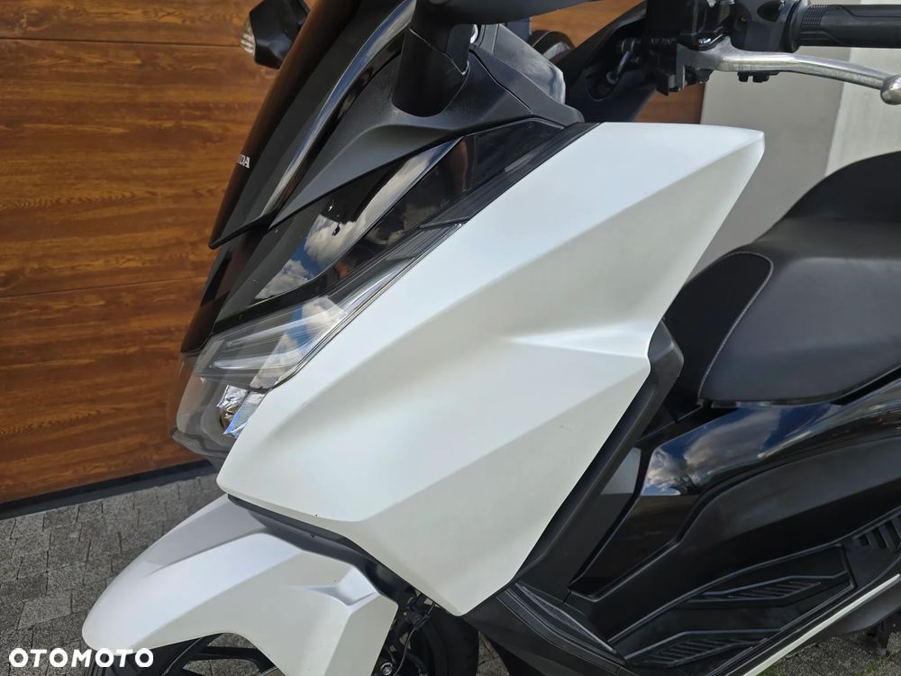 Honda NSS - 27