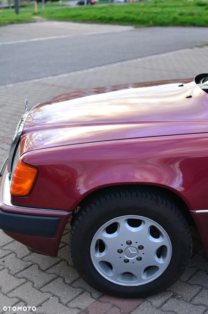 Mercedes-Benz W124 (1984-1993) - 16