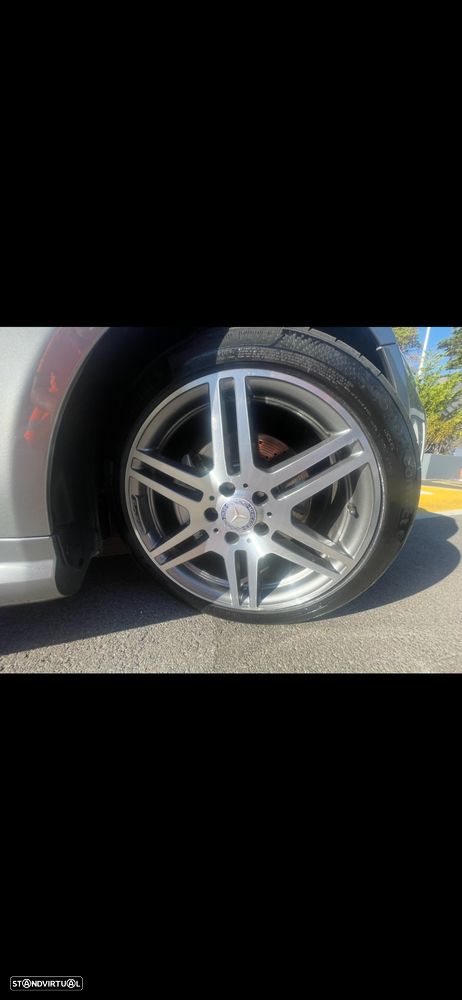Mercedes-Benz E 250 CDi Elegance BlueEfficiency Auto - 19