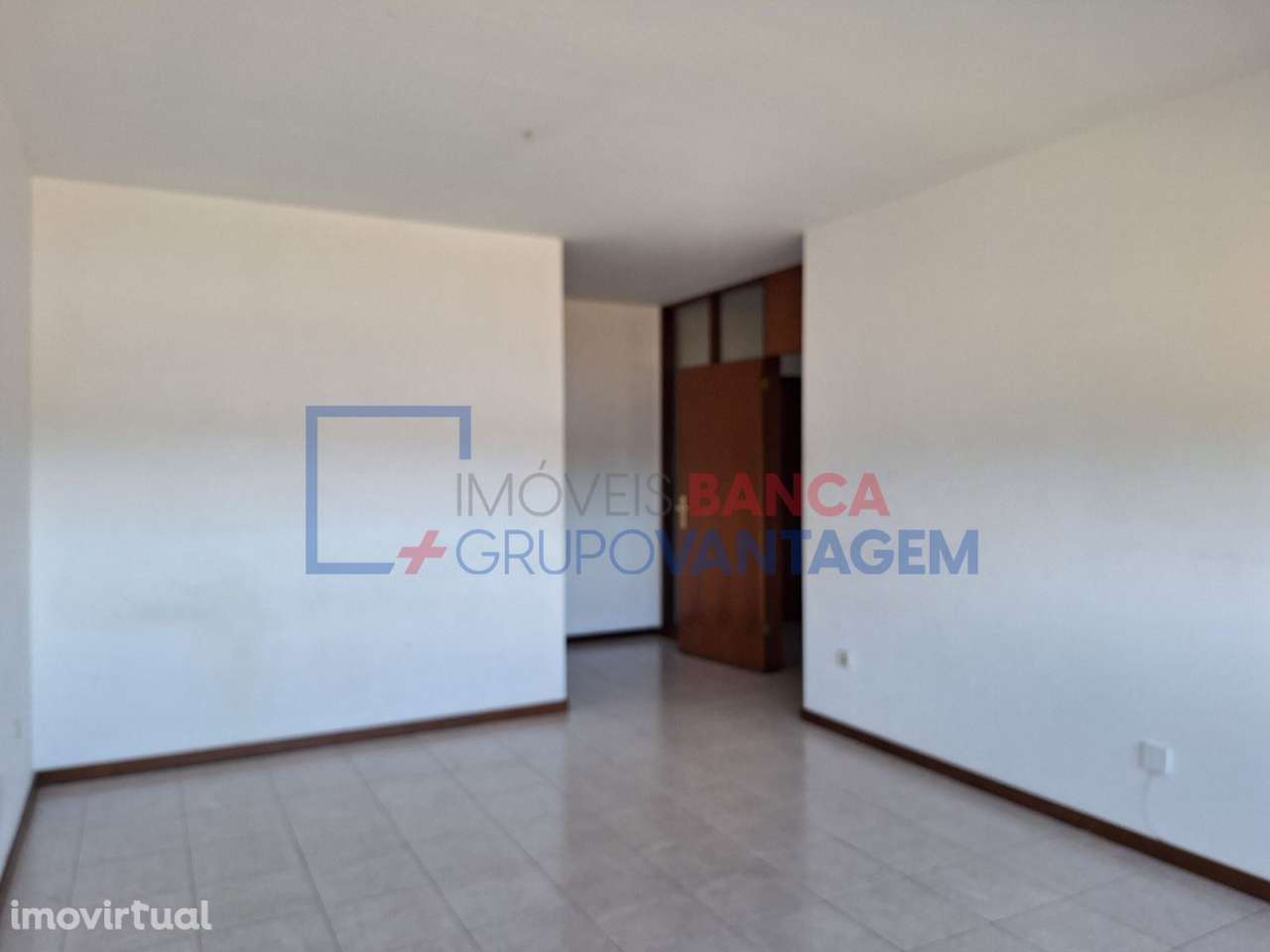 APARTAMENTO T4 - PERAFITA - Grande imagem: 4/25