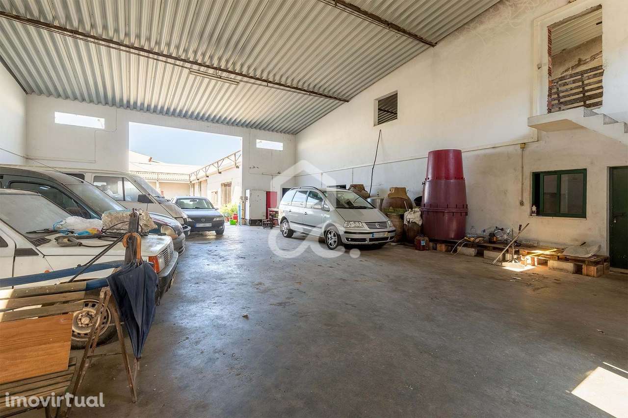 Armazém industrial em lote de 930 m2 | Campo Maior - Grande imagem: 3/24