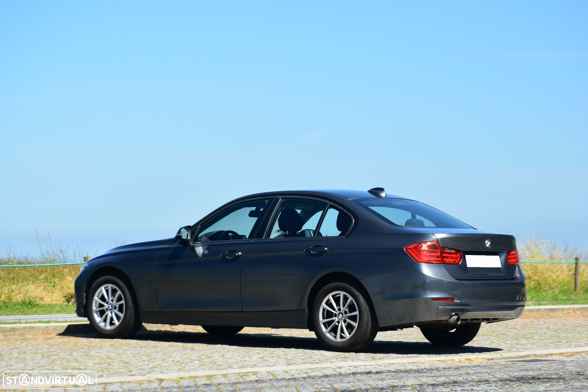 BMW 318 d Line Sport - 4