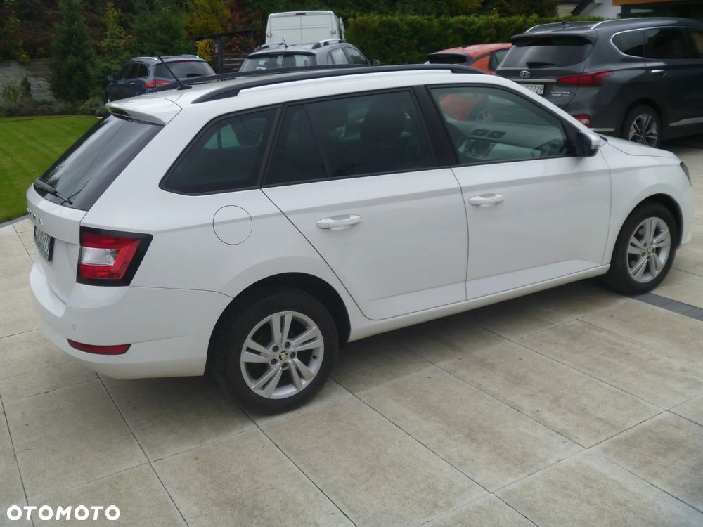 Skoda Fabia 1.0 TSI Ambition - 9