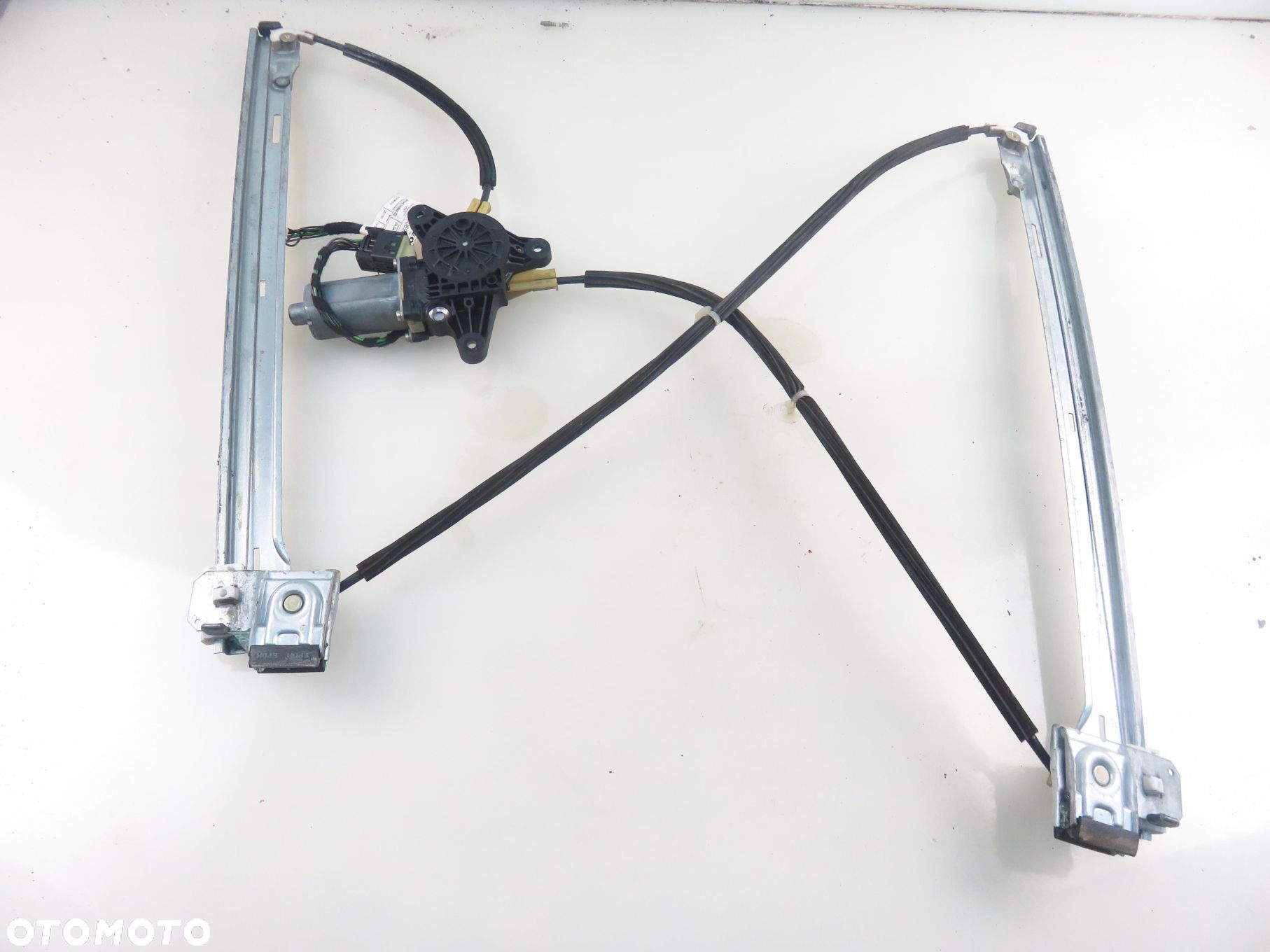 PODNOŚNIK SZYBY PRAWY PRZEDNI MERCEDES VITO W639 0130821940 - 1