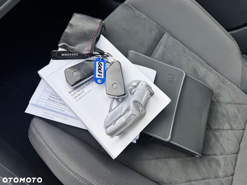 Volkswagen Golf 2.0 TDI SCR DSG Life - 28