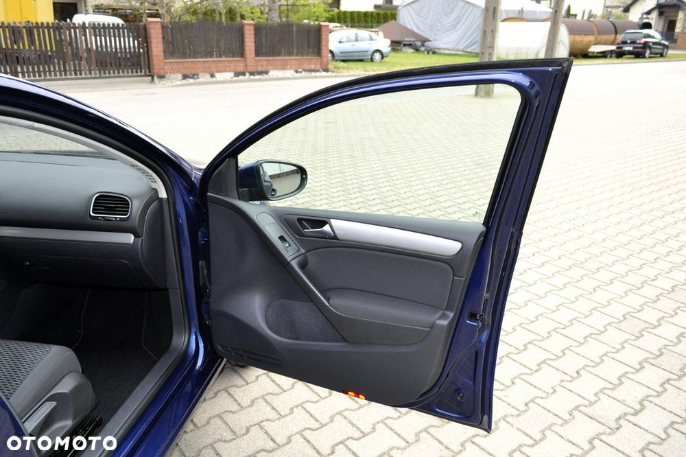 Volkswagen Golf 1.4 Style - 30