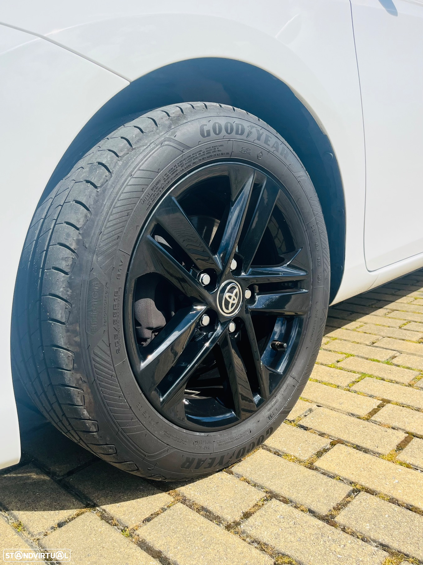 Toyota AURIS BIZZ D4D 90CV C/AC - 23
