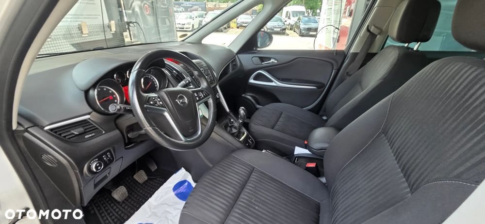 Opel Zafira Tourer 1.4 Turbo ecoFLEX Start/Stop Business Edition - 28
