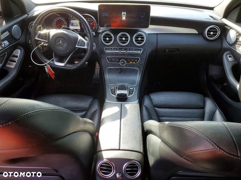 Mercedes-Benz Klasa C AMG 43 4-Matic - 10