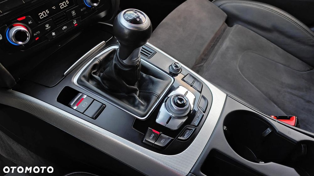 Audi A4 Avant 2.0 TFSI quattro S line Sportpaket - 31