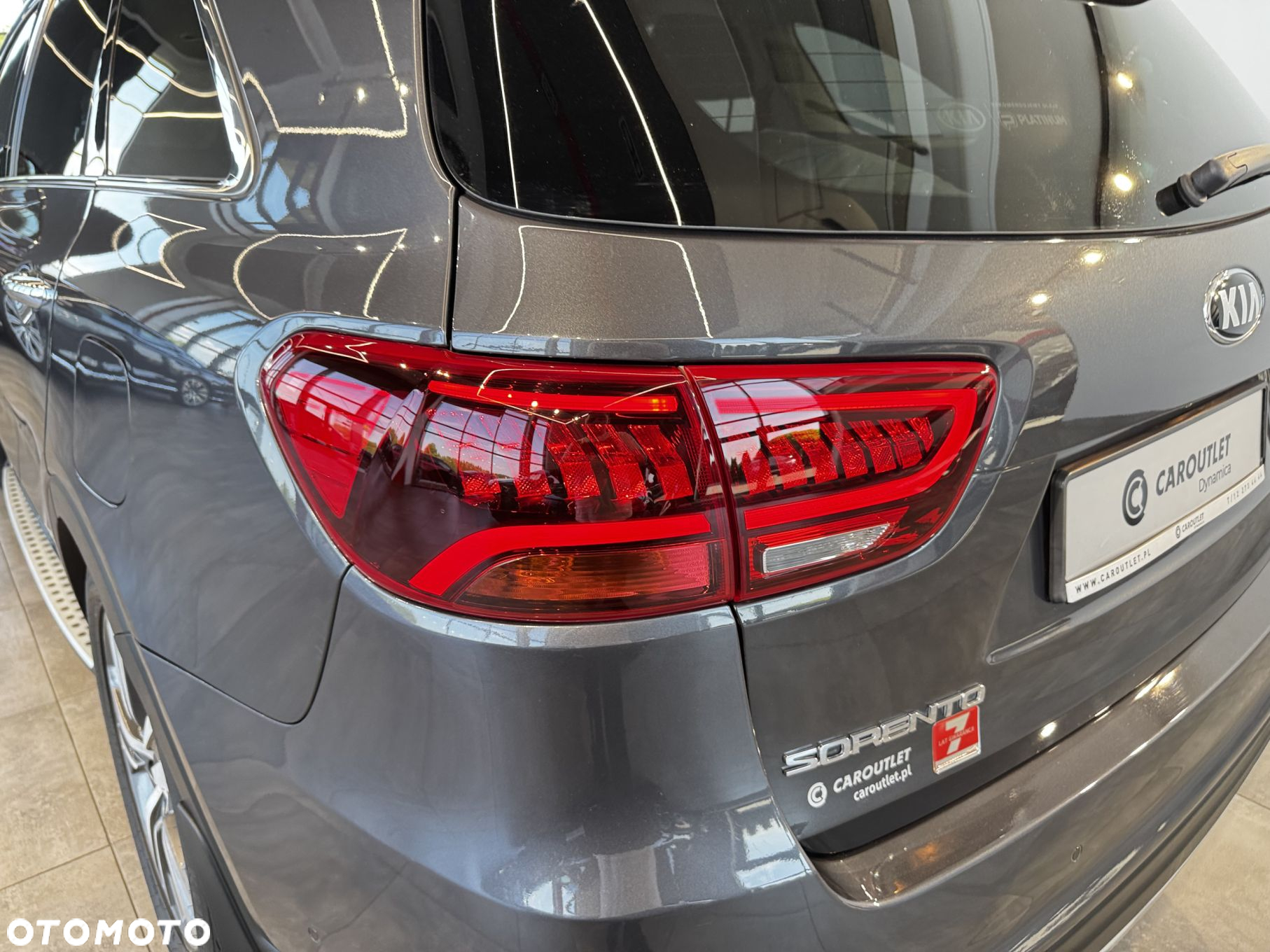 Kia Sorento - 12