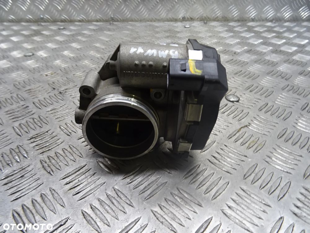 BMW X1 E84 LIFT 12-15 18I PRZEPUSTNICA - 4