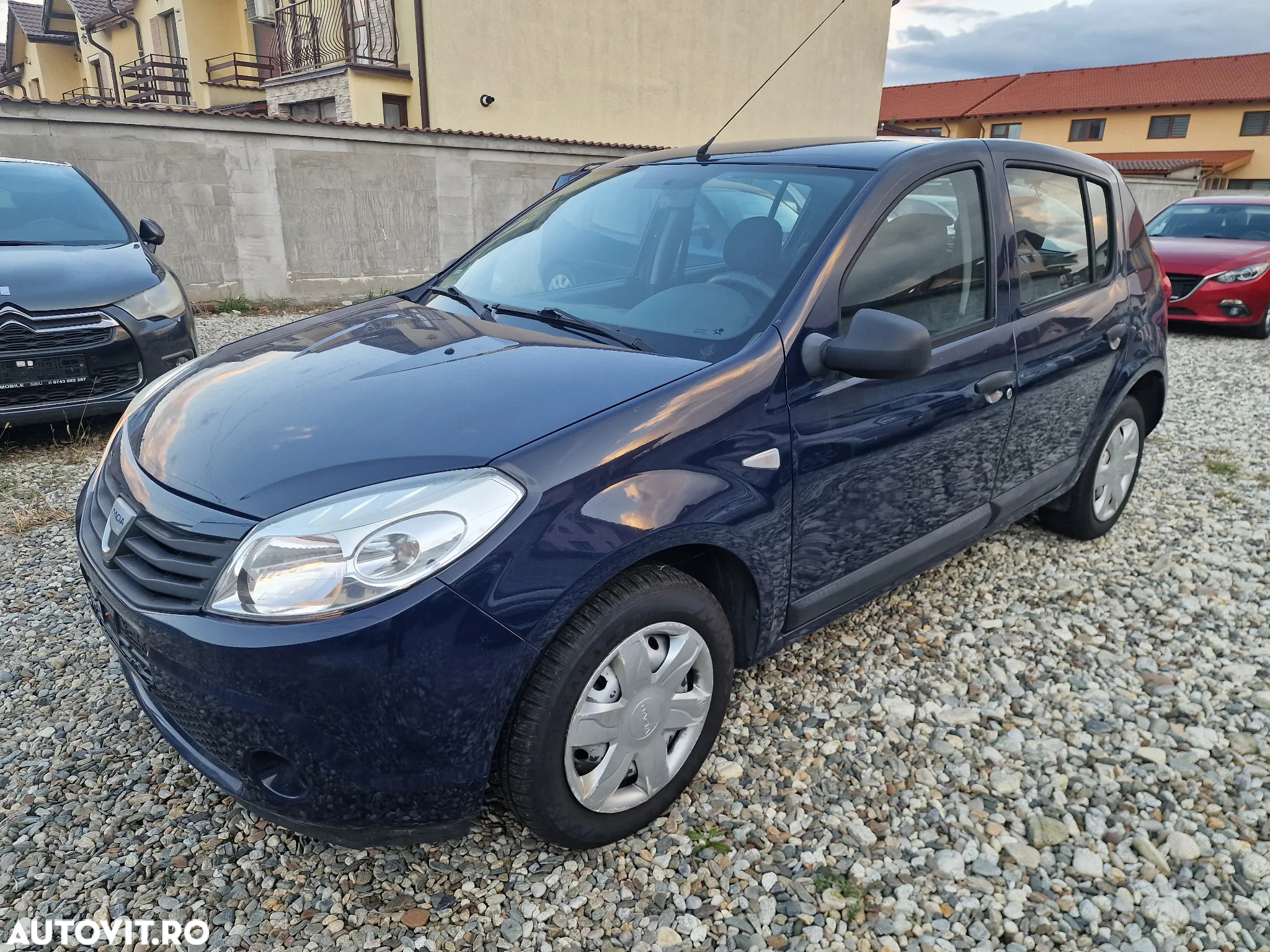 Dacia Sandero 1.2 16V 75 Celebration - 10