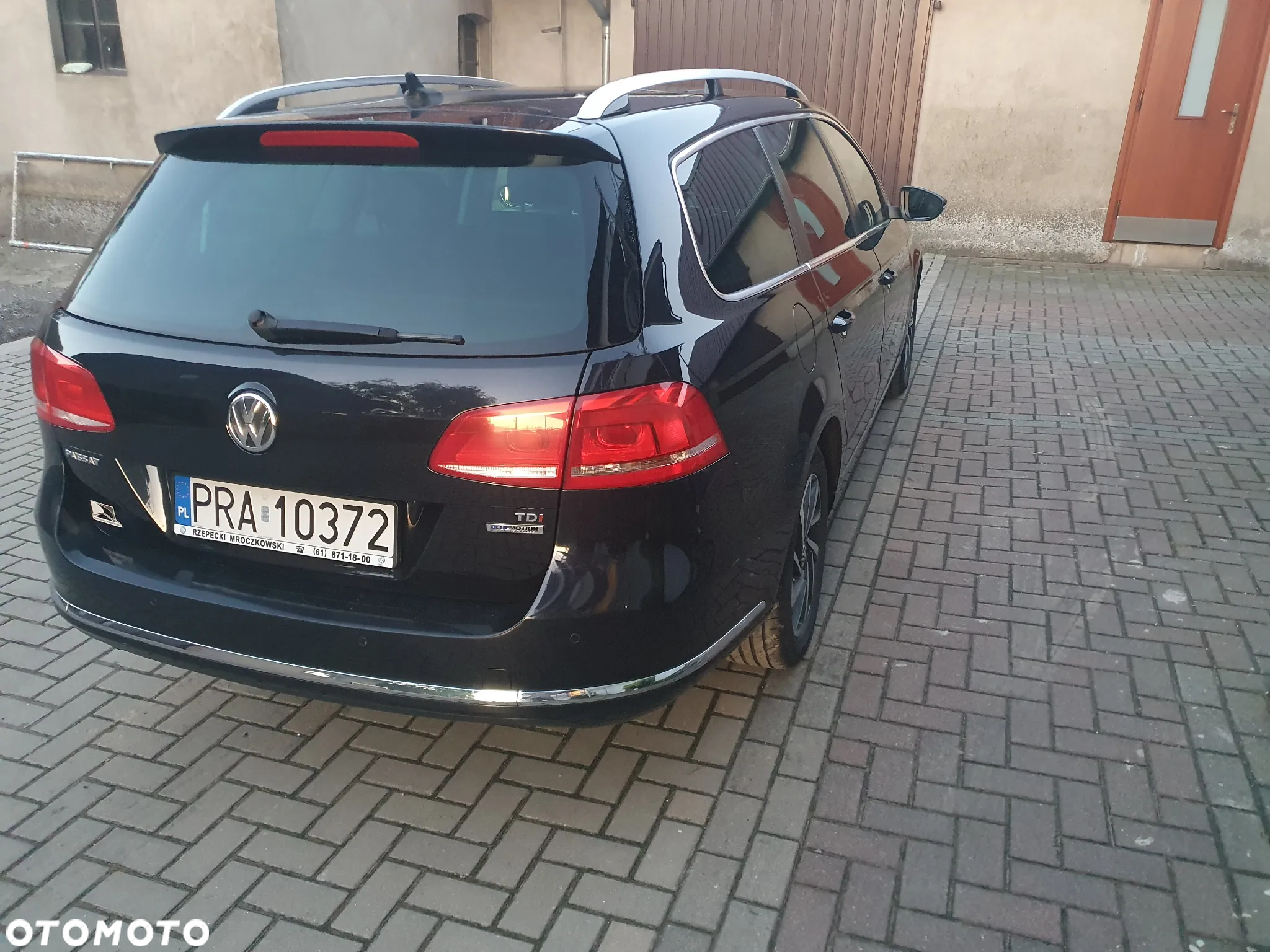 Volkswagen Passat Variant 1.6 TDI BlueMotion Technology Highline - 8
