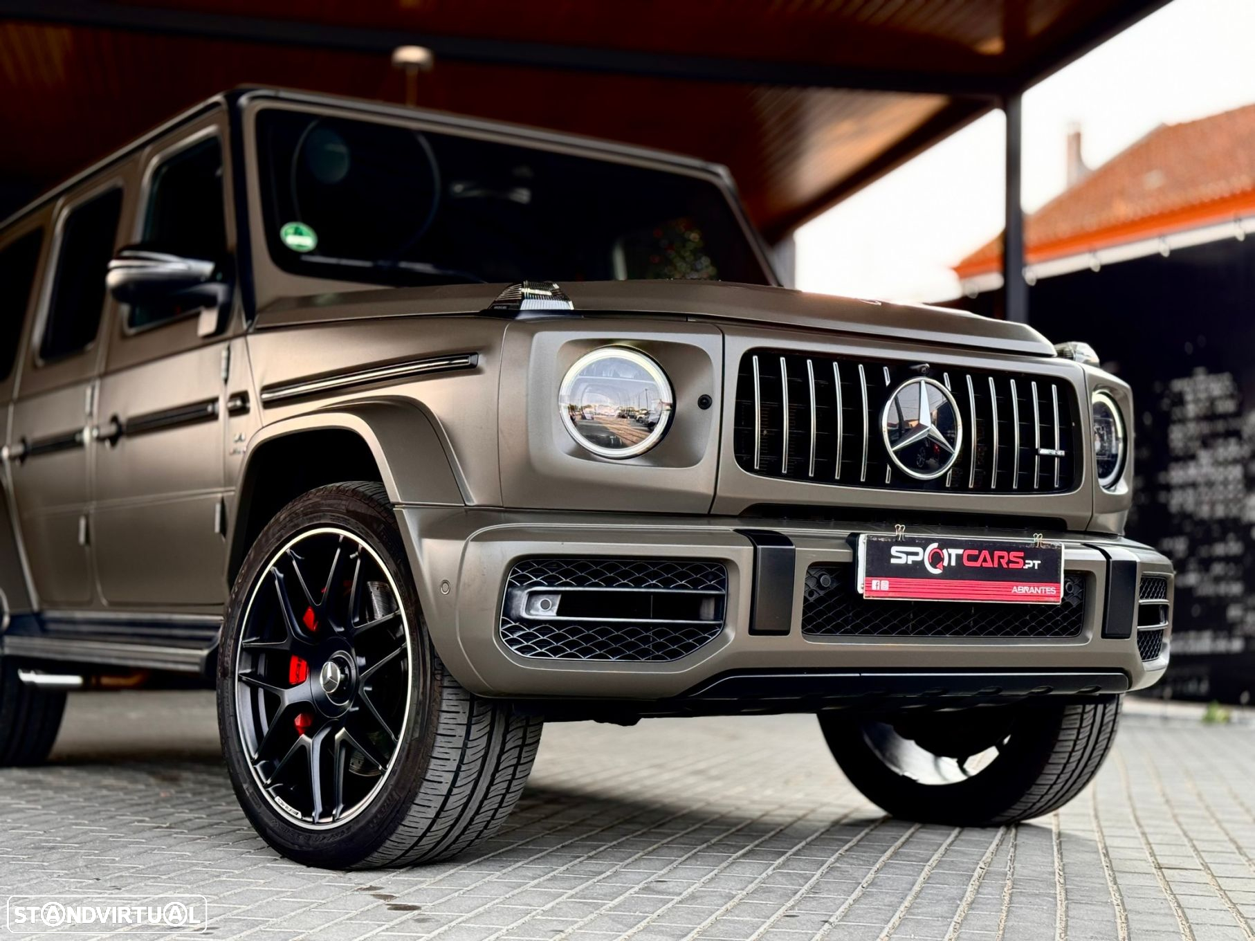 Mercedes-Benz G 63 AMG Speedshift 9G-TRONIC - 2