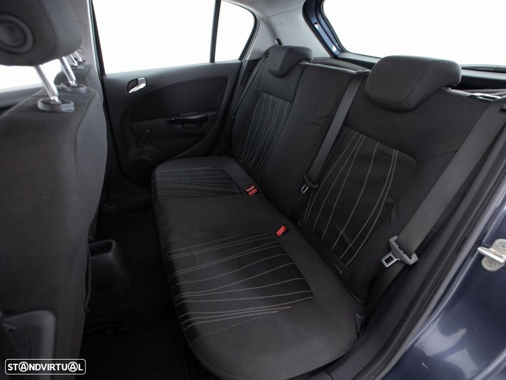 Opel Corsa — fotografia 9