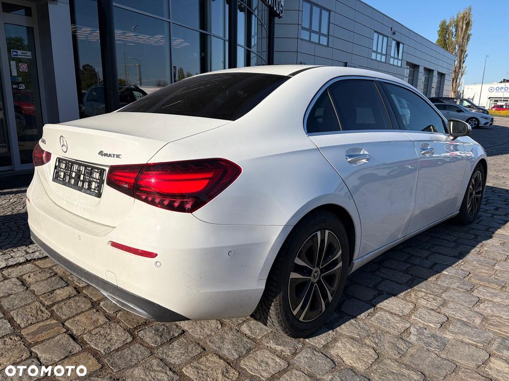 Mercedes-Benz Klasa A 220 4-Matic Progressive 8G-DCT - 5