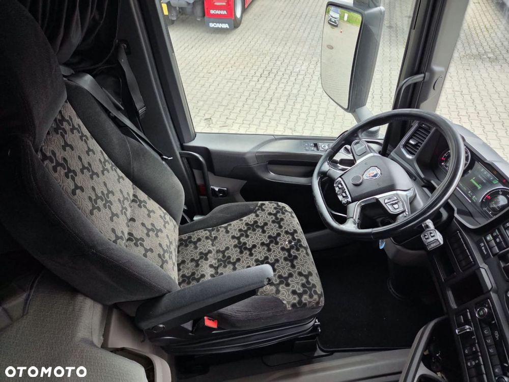 Scania R 450 A4x2LB - 18