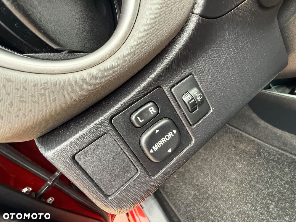 Toyota Yaris 1.33 VVT-i Life - 20